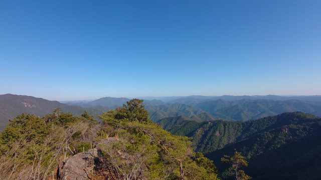山へハイキング♪