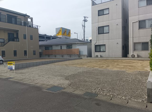 駅に近い区画整理地！